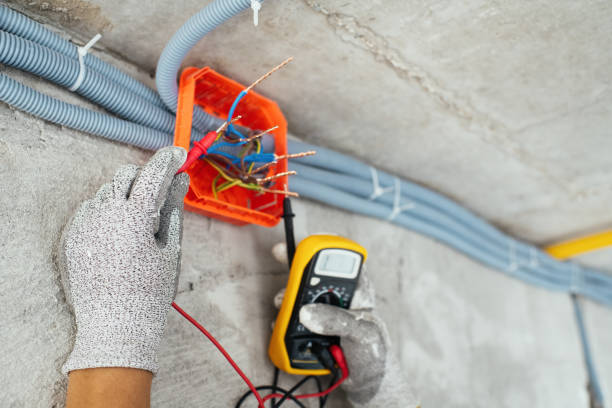 Best Circuit Breaker Repair  in Lyndhurst, VA